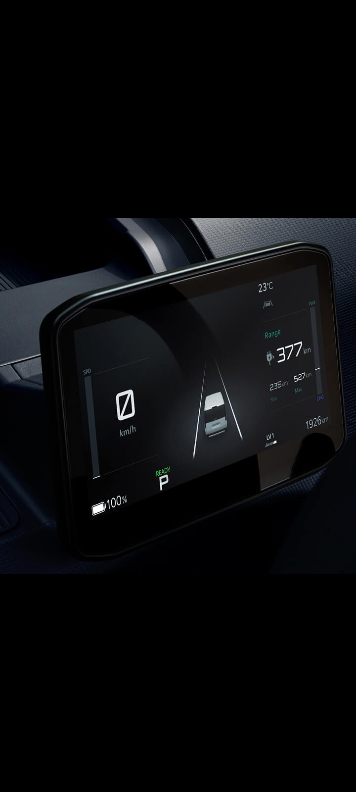 Nahaufnahme des digitalen Kombiinstruments im Kia PV5 Passenger mit Sicht auf alle wichtigen Fahrinformationen.